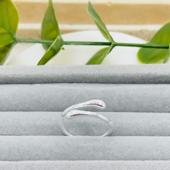 925 Sterling Silver Waterdrop Design Open Ring, Unisex Hand Accessory. - Picture 14 of 16